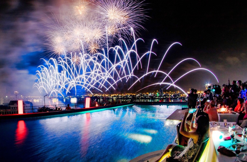 Khach san xem ban phao hoa Da Nang dep